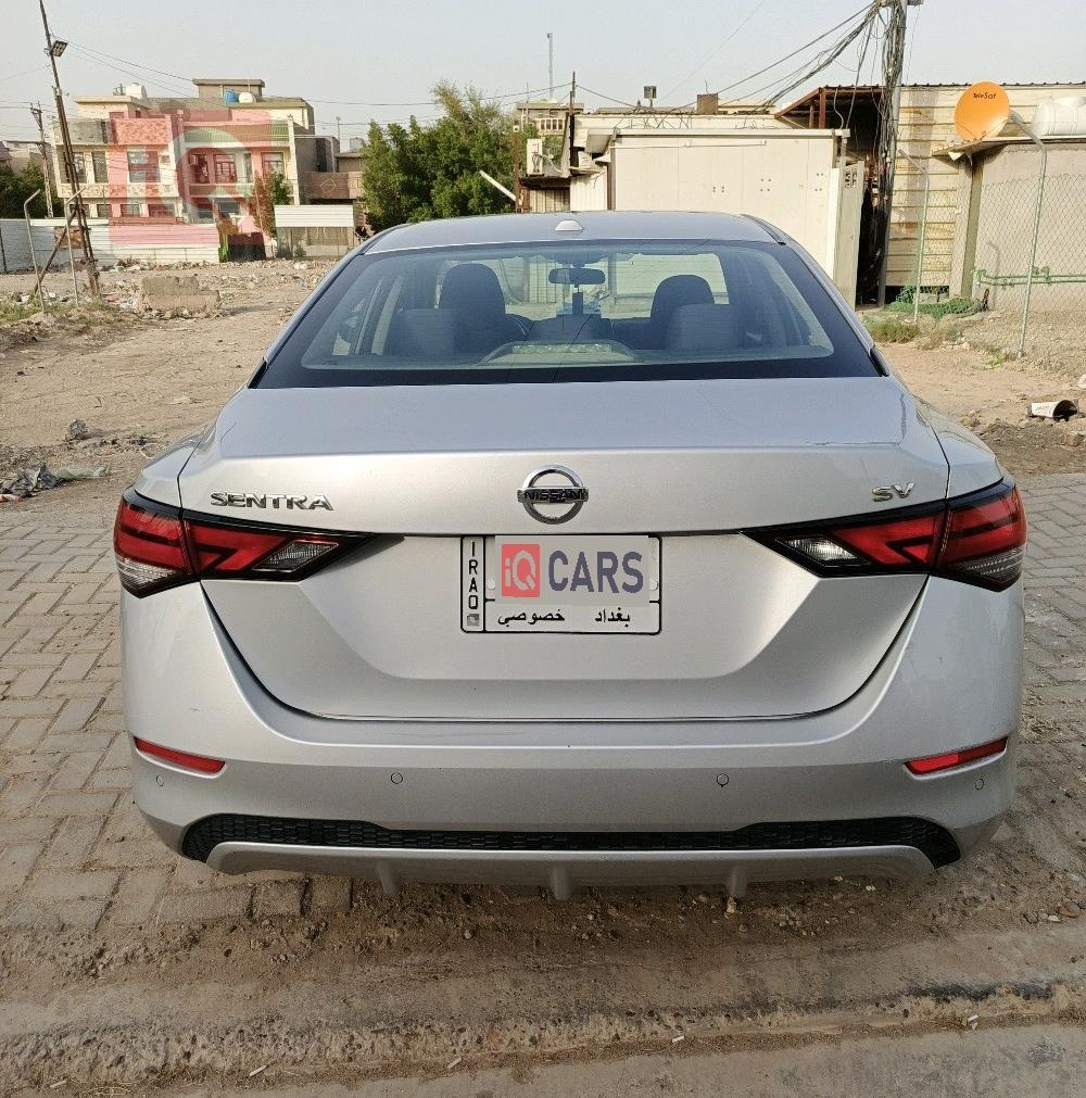 نیسان سێنترا